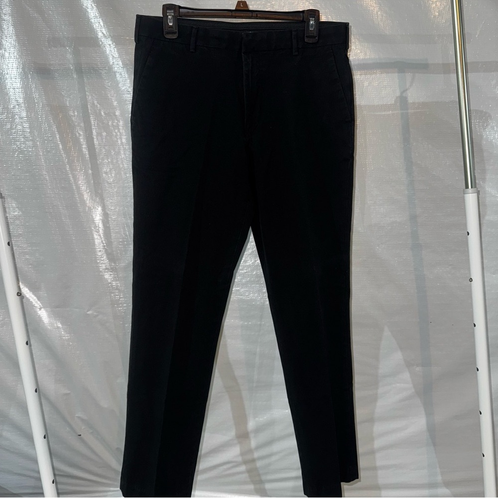 Van Heusen Classic Black Men's Dress Pants